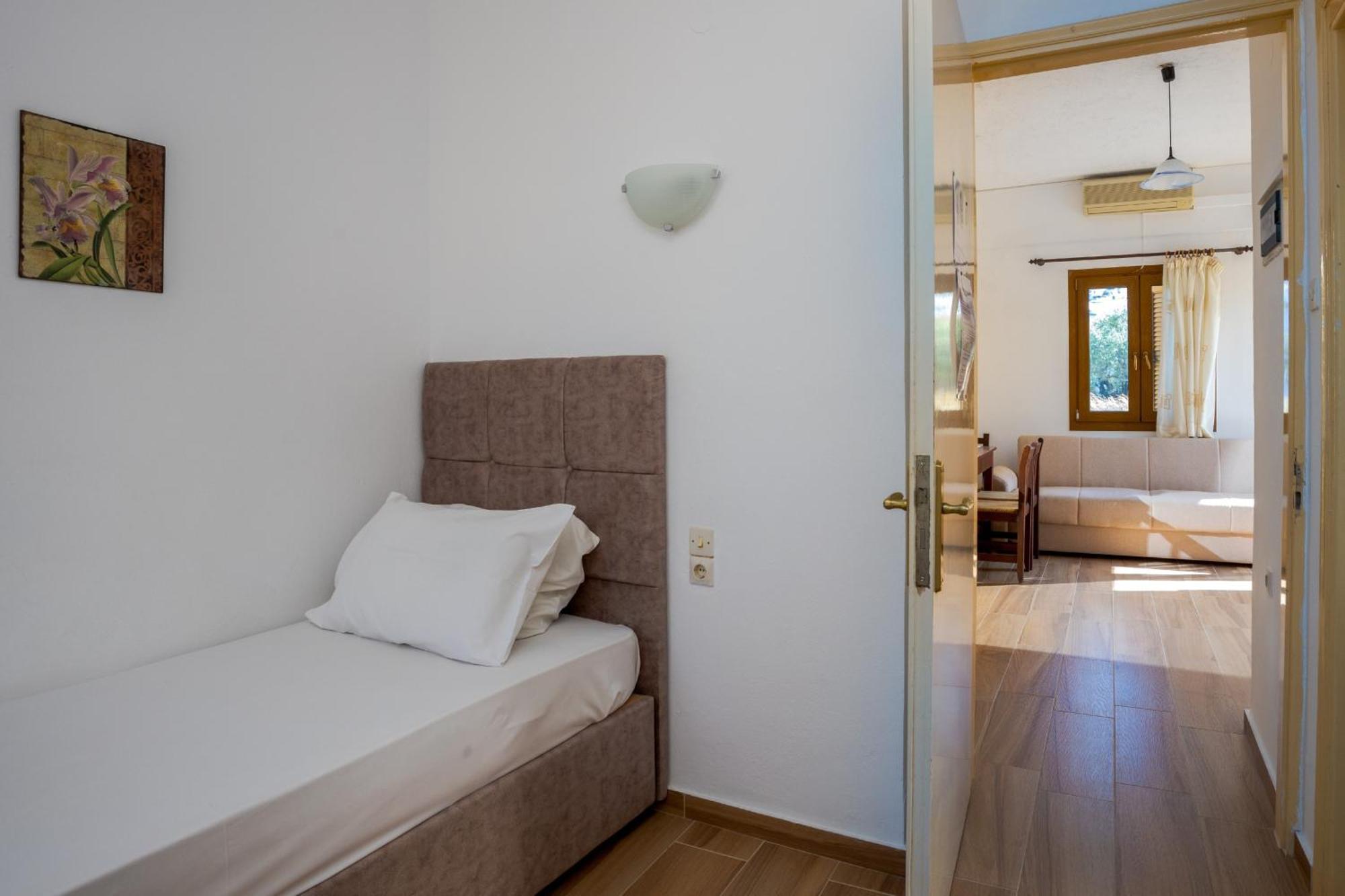 Bellino Apartments "Adults Only" Hersonissos  Ngoại thất bức ảnh
